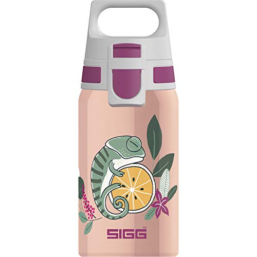 SIGG - Edelstahl Trinkflasche Kinder - Shield One Flora - Für Kohlensäurehaltige Getränke Geeignet - Auslaufsicher - Federleicht - BPA-frei - Rosa Mit Chamäleon-Aufdruck - 0,5L