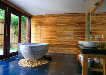 Badezusatz mit ätherischen Ölen kaufen