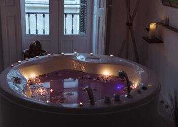 Badeöle für romantische Abende